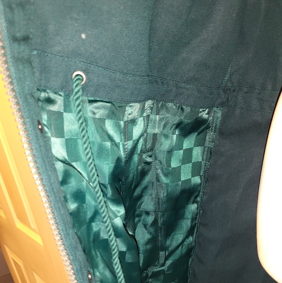 Umbro Hunter Green Coat with Cap Medium - Picture 10 of 10